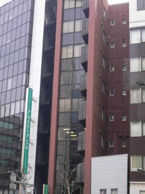 山萬ビル