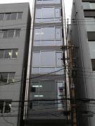 アドーラブルビル